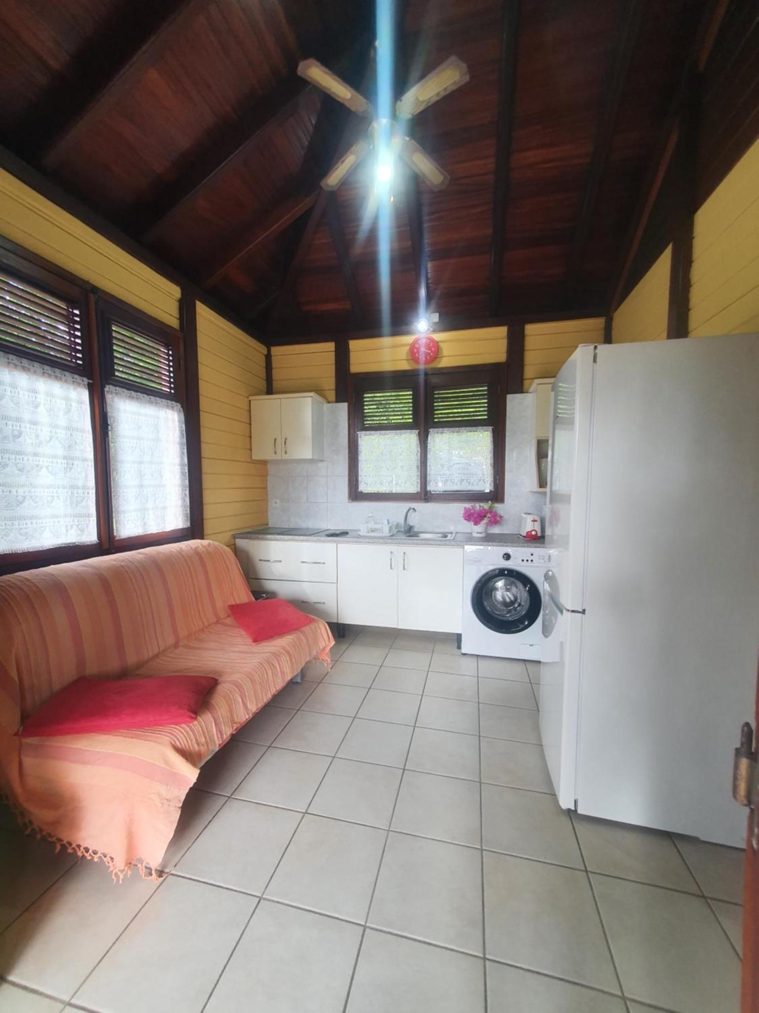Cottage La Pointe Marine Deshaies Bagian luar foto